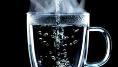 خواص شگفت انگیز خوردن آب داغ