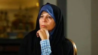 فائزه هاشمی در جلسه مهم یک روز پس از آزادی +عکس