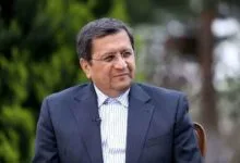 همتی عازم عربستان شد/ علت سفر چیست؟