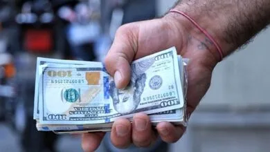 دلار ۵۰۰۰ تومان ارزان شد؛ فروشندهها به بازار آمدند!