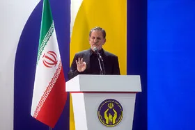 جهانگیری: ایران در «خطر» است