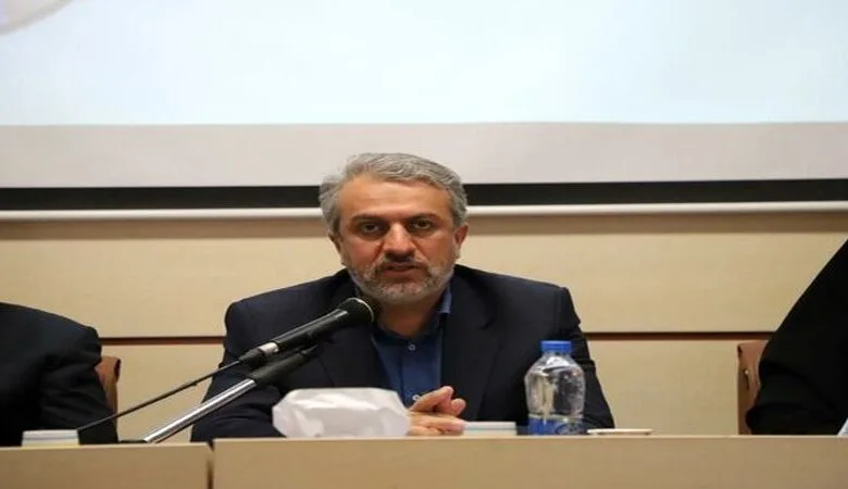دلیل وزیر صمت استیضاح / فاطمی امین برای دفاعی محکم در مجلس