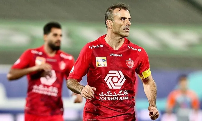 کاپیتان در جمع سرخپوشان ماندنی شد