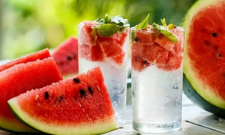 10 ماده غذایی برای رفع تشنگی در روزهای داغ