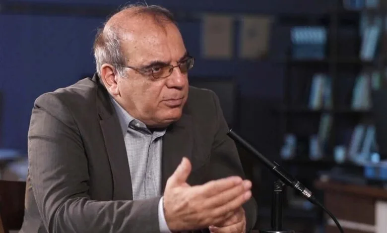 واکنش عباس عبدی به دستگیری قاسم مکارم شیرازی