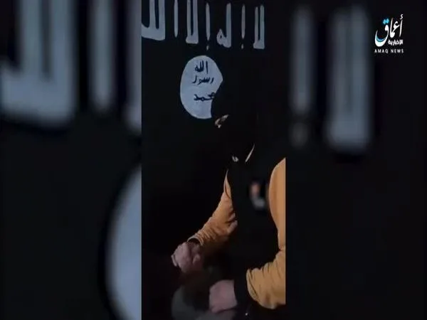 گروهک تروریستی داعش نام عامل حمله تروریستی شیراز را اعلام کرد