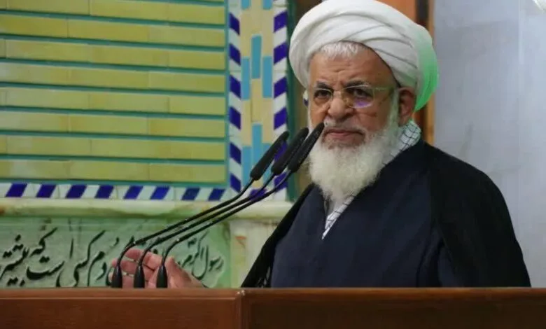 عامل آتش زدن درِ خانه امام جمعه یزد دستگیر شد
