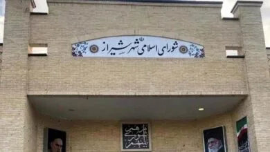 خرید تلفن‌های همراه ۴۰ میلیون تومانی برای اعضای شورای شهر