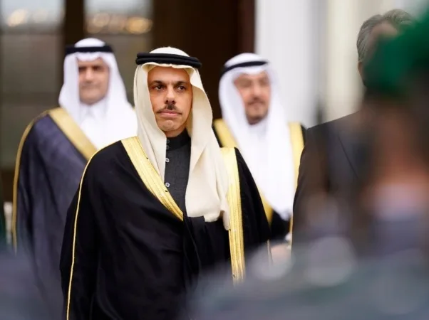 وزیر خارجه عربستان وارد تهران شد