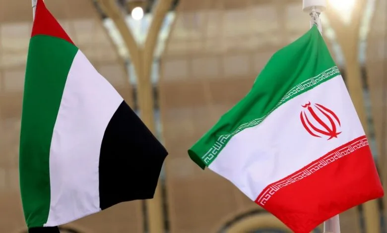 آزادی و بازگشت ۱۵ زندانی ایرانی از امارات به کشور