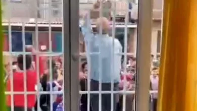 رقص و شادی آقای ناظم در مراسم صبحگاه