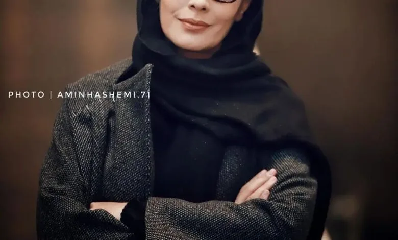 تصاویری از لیلا زارع و پسرش در یک اکران مردمی