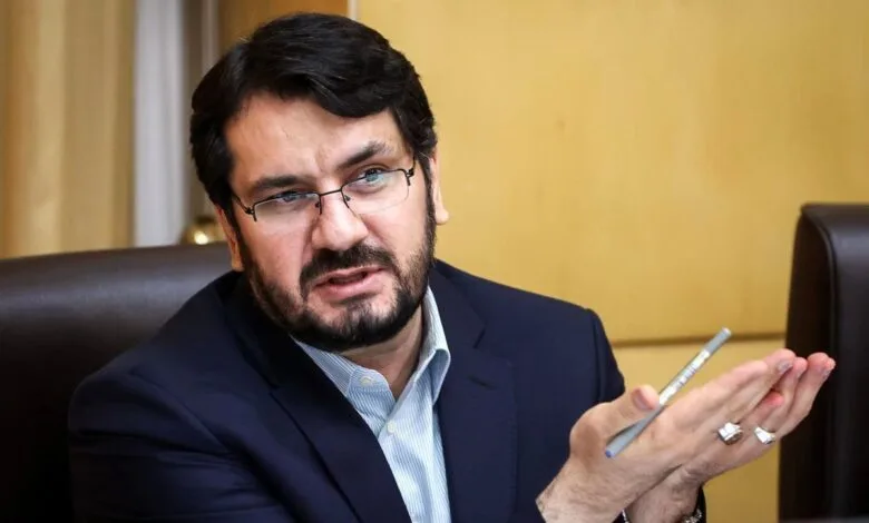 این افراد، زمین با اجاره ۹۹ ساله می‌گیرند