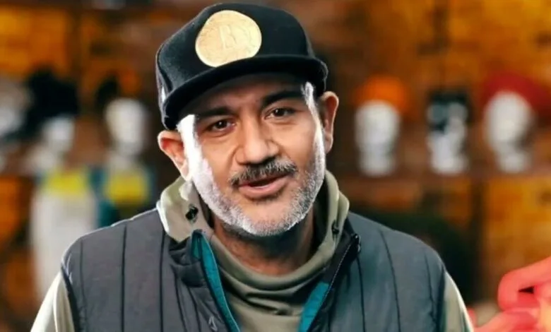 عکس دو نفره مهران غفوریان و همسرش با تیپ مشکی