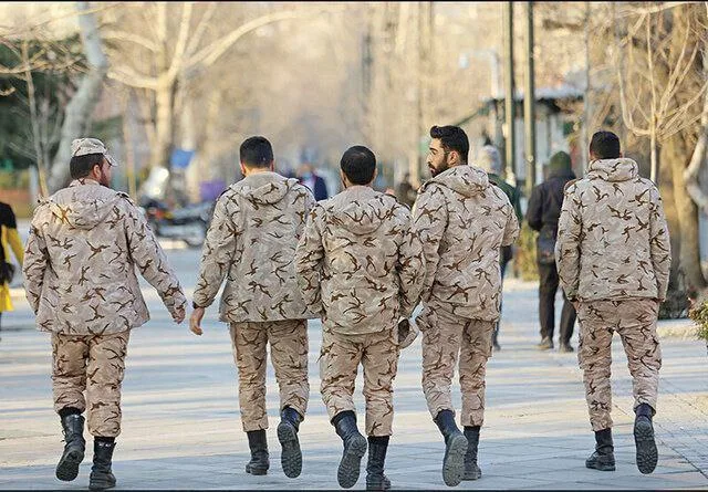 تیراندازی بی‌هدف یک سرباز وظیفه 2 نفر کشته شدند