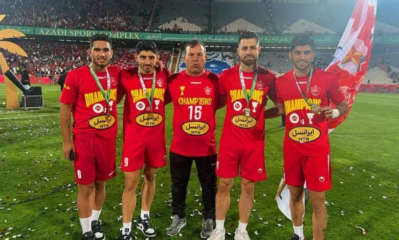 حمله عجیب لیدر مشهور به مدافع پرسپولیس!