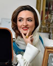 استایل جذاب گلاره عباسی در جنوب / عکس