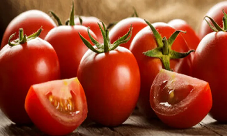چهار فایده معجزه‌آسای آب گوجه‌فرنگی