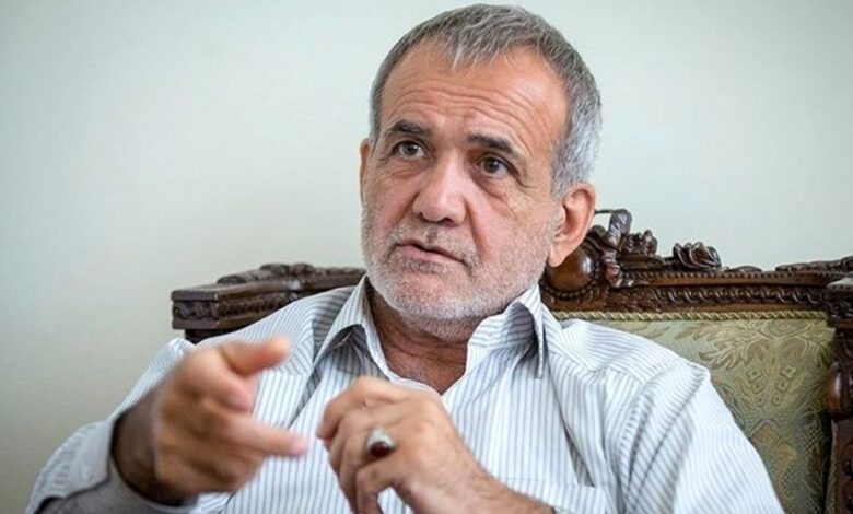 پوستر تبلیغاتی پزشکیان که بیشتر به ضررش شد