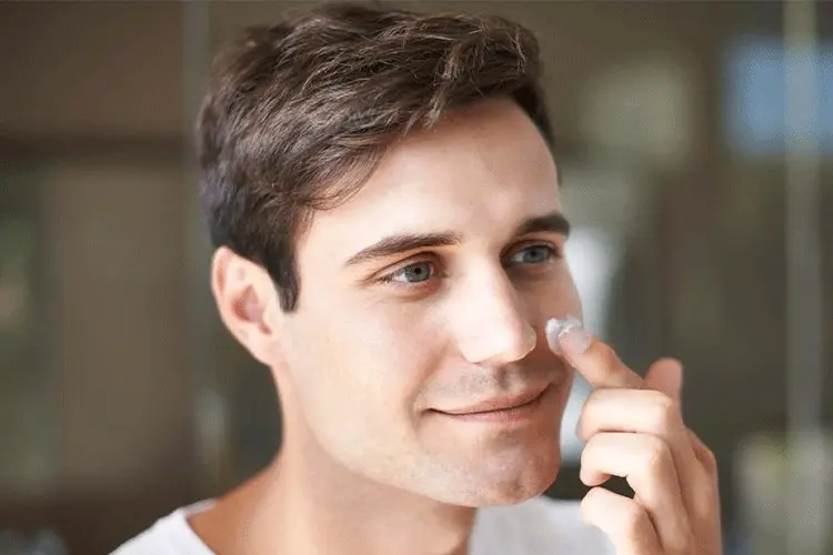 چرا استفاده از کرم ضد آفتاب ضروری است؟