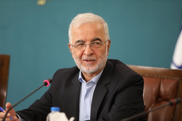 بررسی صلاحیت وزیر پیشنهادی کشور/ چه کمیسیون هایی موافق مومنی هستند؟