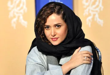 تصویری متفاوت از پریناز ایزدیار سر صحنه فیلم جدیدش + عکس
