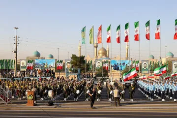 جدیدترین پهپاد انتحاری ایران در حضور رئیس‌جمهور رونمایی شد +عکس