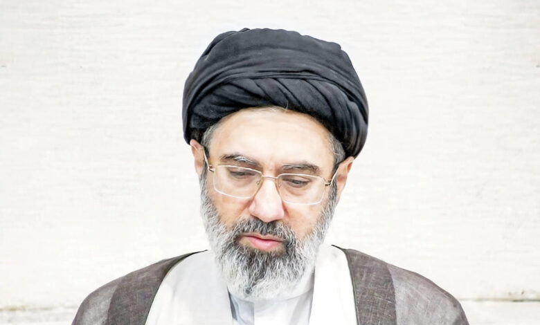 چرا کلاس درس سید مجتبی خامنه ای تعطیل شد؟
