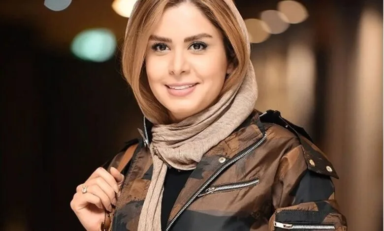 سلفی بدون آرایش خانم مجری سوژه شد +عکس