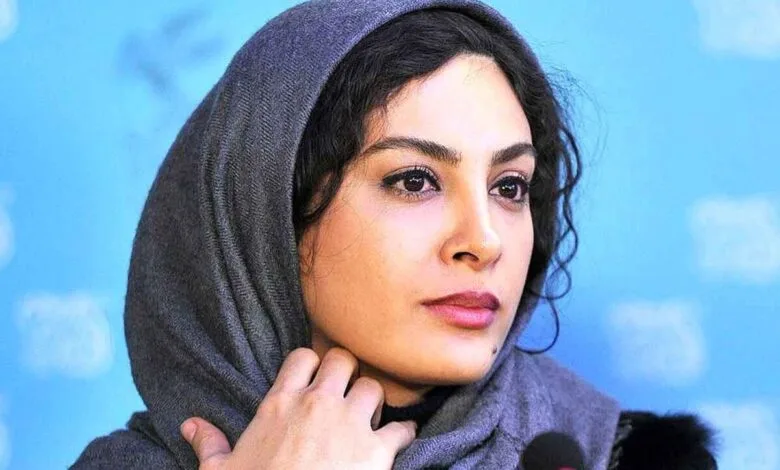 استایل ساحلی حدیثه تهرانی تلویزیون در جزیره قشم