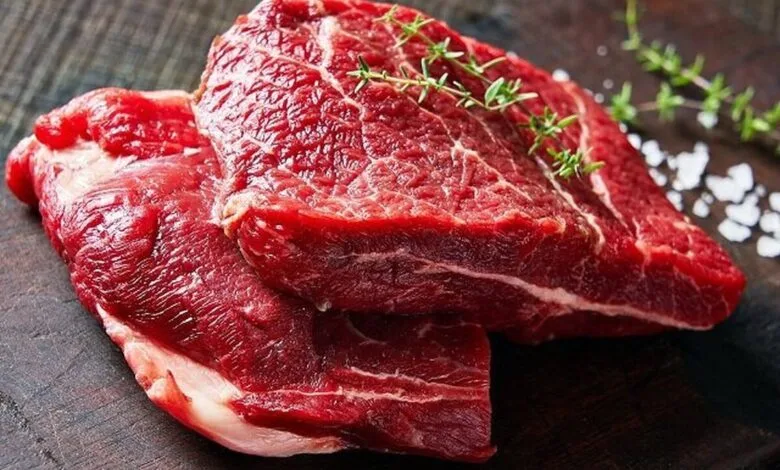 خبرهای عجیب از بازار گوشت/ واردات گوشت با دو نرخ ارز؟