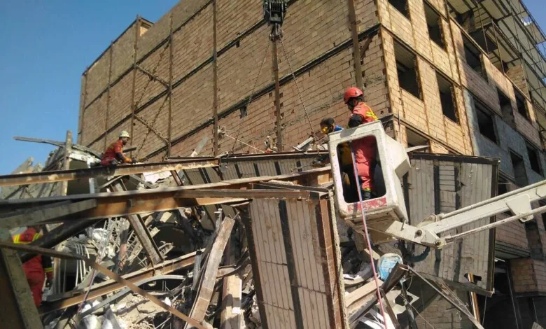 جان باختن ۲ کارگر بر اثر ریزش آوار