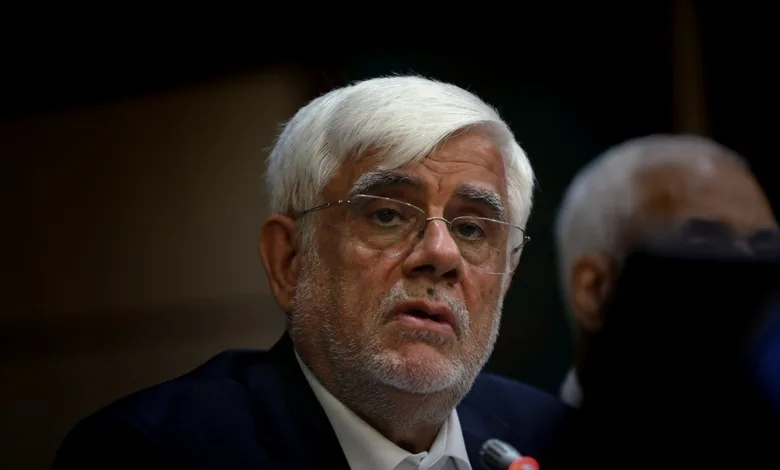 واکنش کوبنده روزنامه دولت به منتقدان عارف