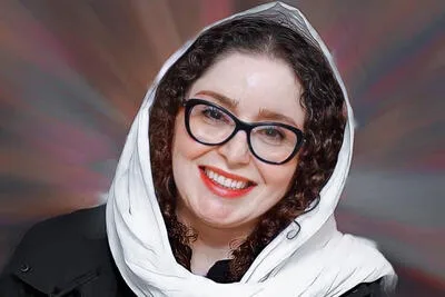 قاب جالبی از ژاله صامتی و دخترش در کنار مهران مدیری +عکس