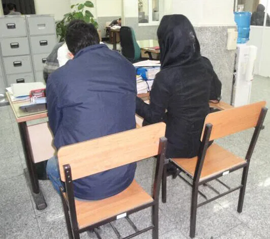 دستگیری سارق سریالی مردان با همدستش