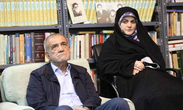 عکس جدید از دختر پزشکیان در مراسم روز دانشجو