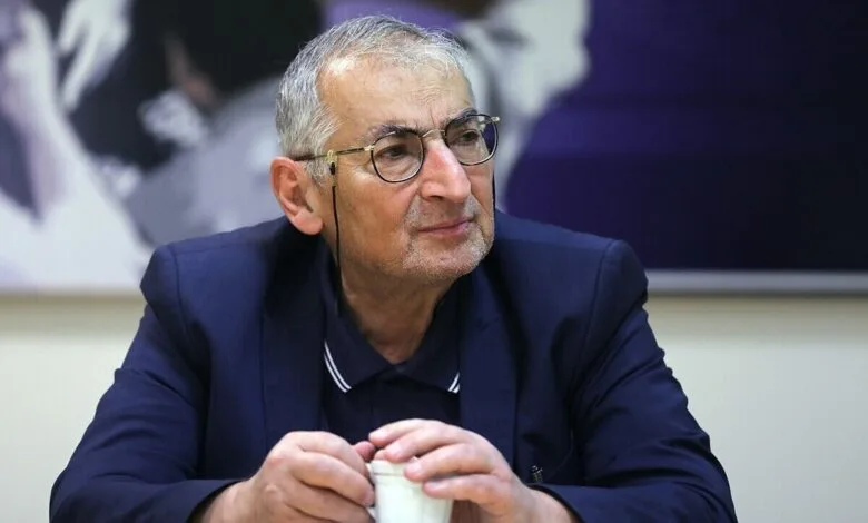 علیه صادق زیباکلام اعلام جرم شد