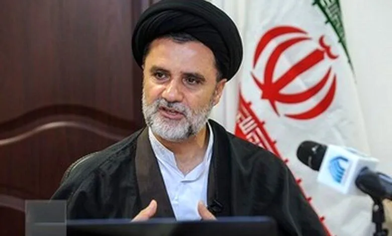 نبویان پاسخ حمید رسایی را داد +عکس