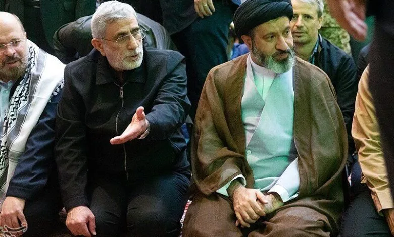 تصاویری از همنشینی سردار قاآنی و فرزند رهبر انقلاب وایرال شد