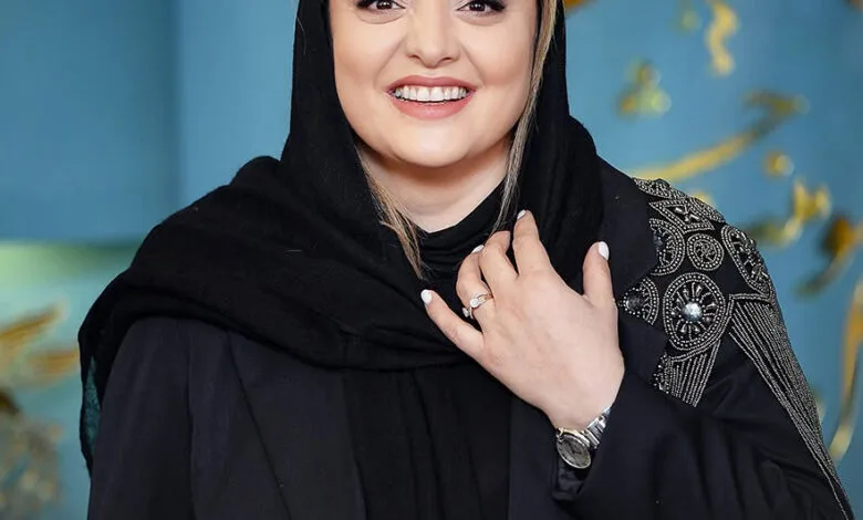 قاب عاشقانه نرگس محمدی و علی اوجی در جشنواره