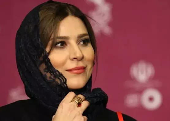 سحر دولتشاهی با یک استایل جذاب ظاهر شد