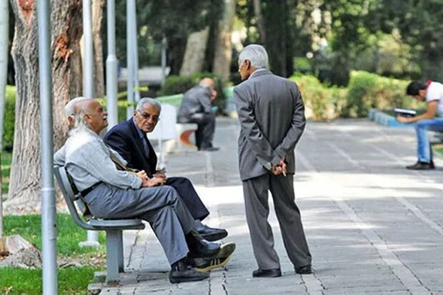 سن جدید بازنشستگی مردان و زنان اعلام شد