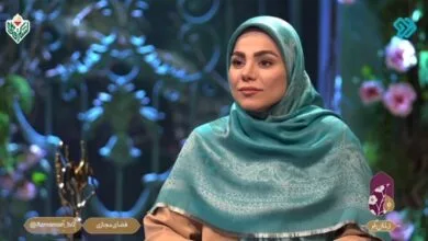 قاب مادر و دختری مجری تلویزیون در یک مراسم