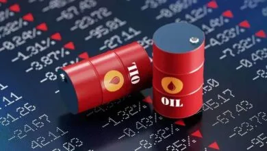 قیمت نفت بیش از ۴ دلار ارزان شد